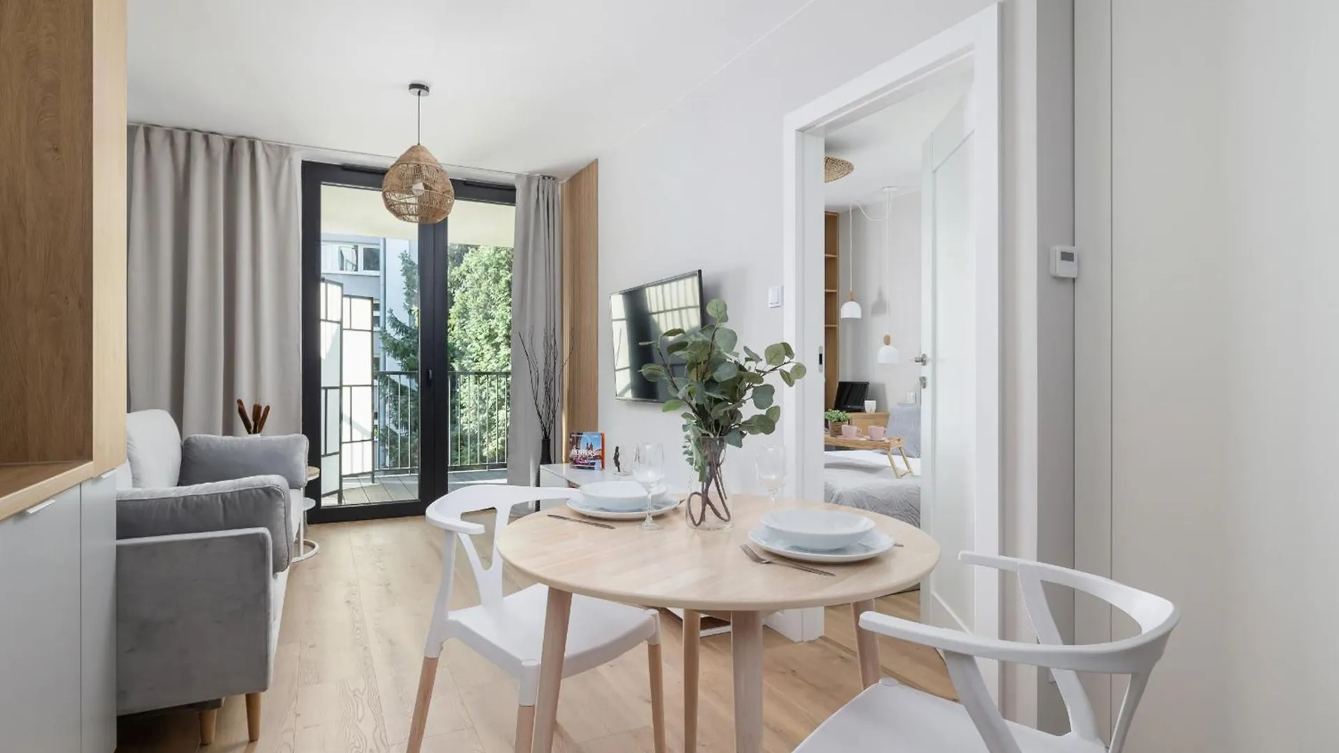 Kosciuszki 39 Apartment In Cracow With Gym By Renters Prestige Cracóvia
